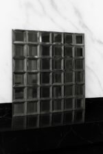 تایل آینه‌ای طرح نگینی دودی ۳۰×۳۰ پشت چسبدار